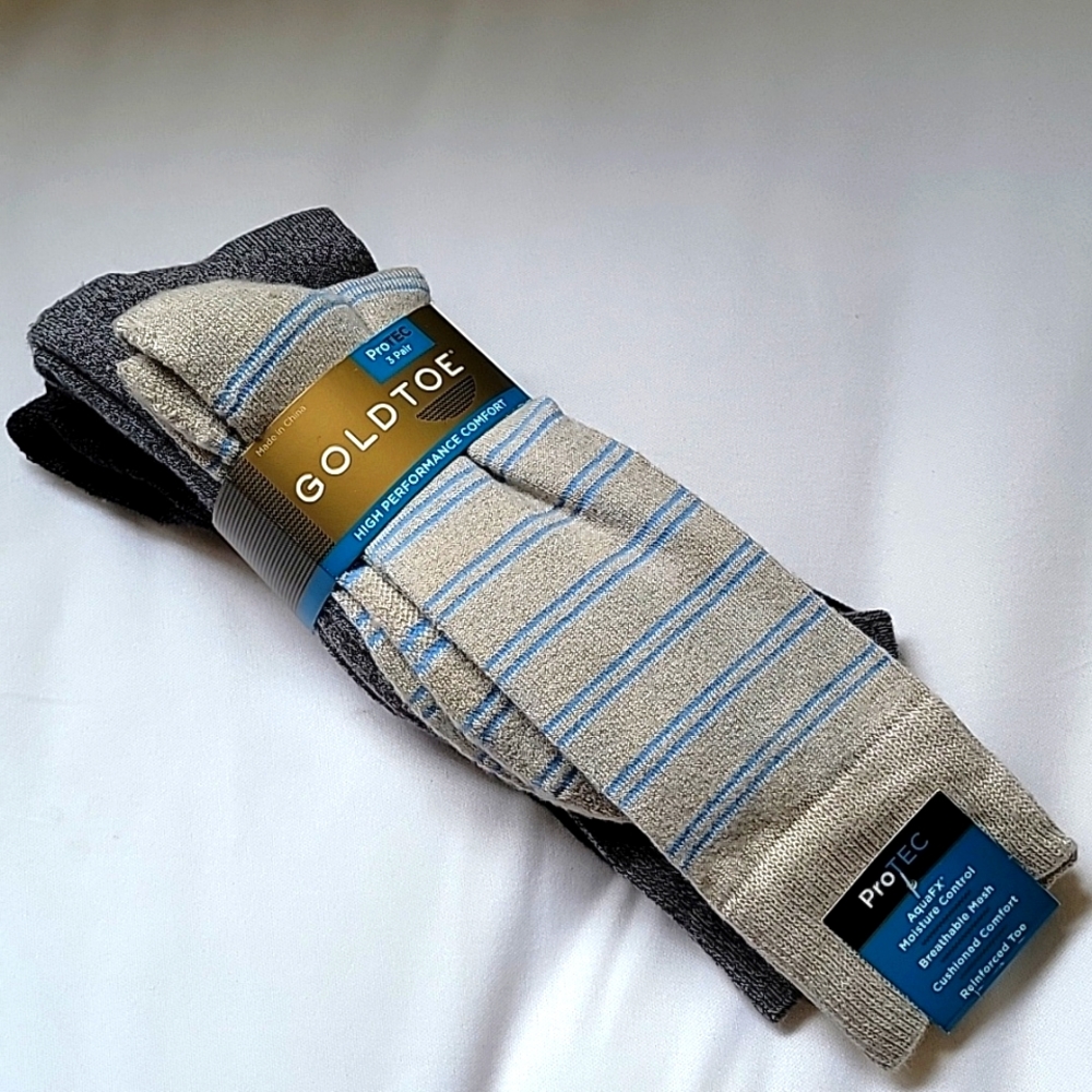 💕FREE WITH BUNDLE* NWT Gold Toe Pro Tec High Performance Socks